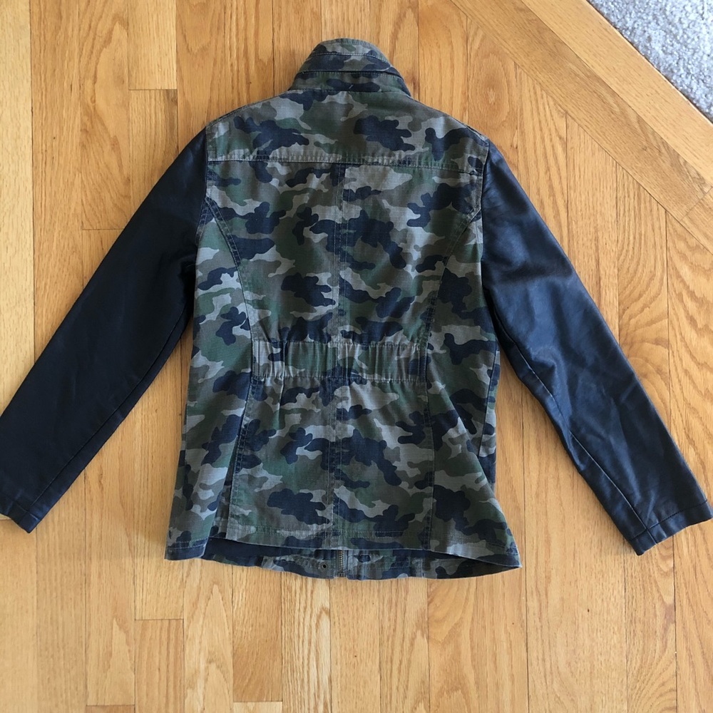 Nordstrom kids Girls Camo jacket - Picture 6 of 7
